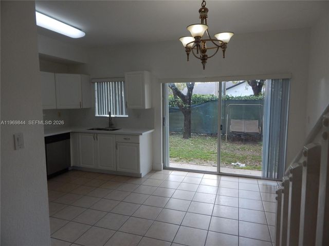 8986 W Flagler St 9, Miami, FL 33174