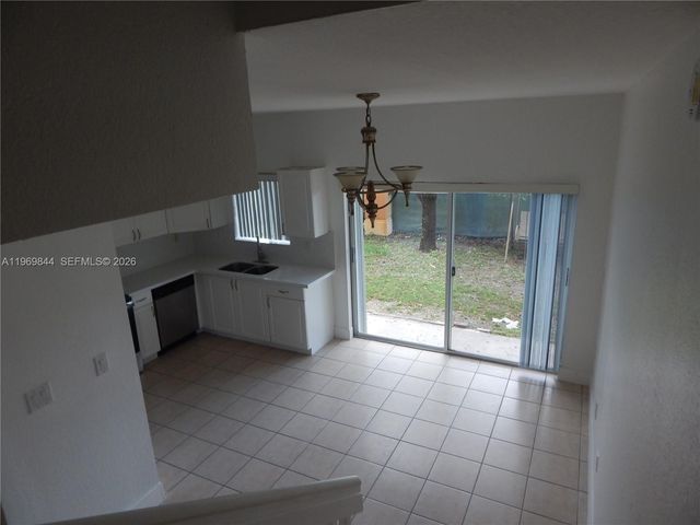 8986 W Flagler St 9, Miami, FL 33174