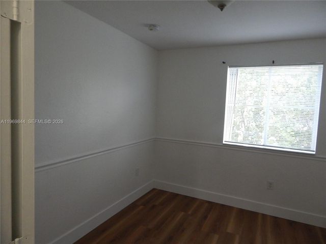 8986 W Flagler St 9, Miami, FL 33174