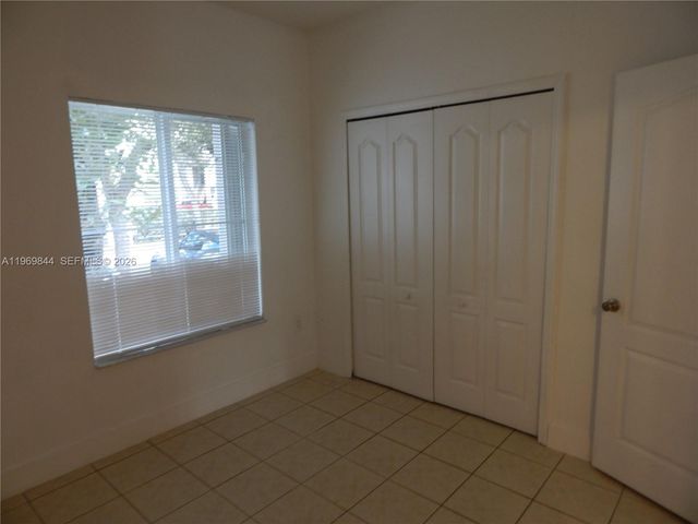 8986 W Flagler St 9, Miami, FL 33174