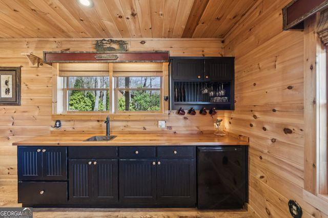 503 Ranch Mountain Drive, Dahlonega, GA 30533