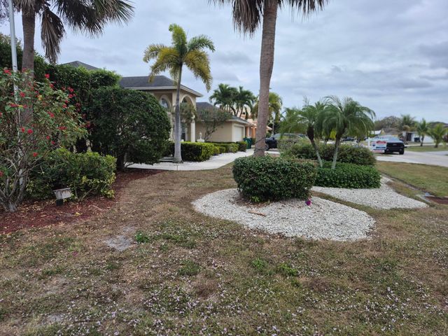 791 SW Dolores Avenue, Port St. Lucie, Port St Lucie, FL 34983