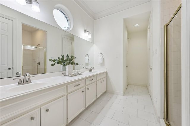 1114 Colonial Street, Bellaire, TX 77401