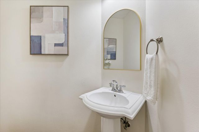 1114 Colonial Street, Bellaire, TX 77401