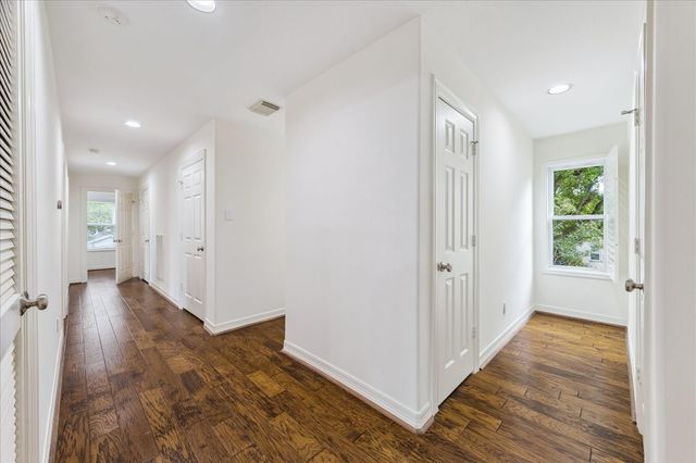 1114 Colonial Street, Bellaire, TX 77401