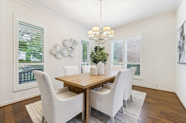 1114 Colonial Street, Bellaire, TX 77401