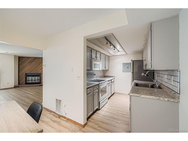 2902 Shadow Creek Dr 204, Boulder, CO 80303