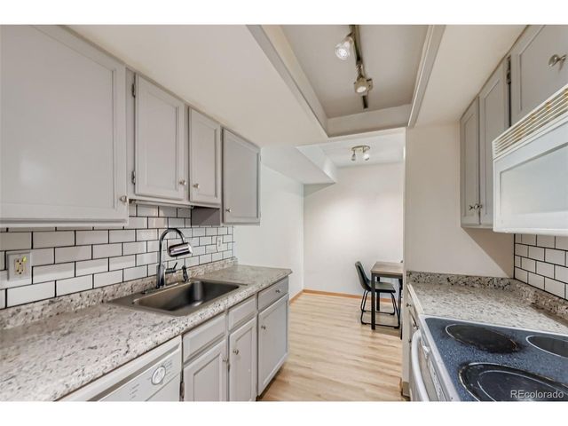 2902 Shadow Creek Dr 204, Boulder, CO 80303