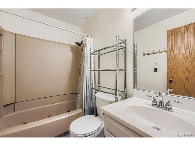 2902 Shadow Creek Dr 204, Boulder, CO 80303