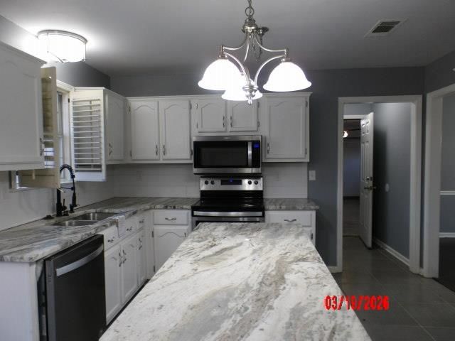 8275 CYPRESS BEND CV, Unincorporated, TN 38125