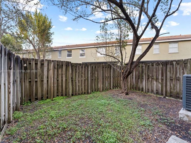 2537 SE 15th Ct, Homestead, FL 33035