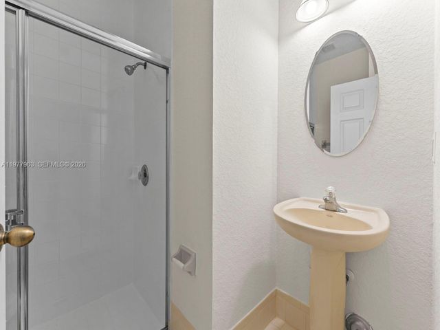 2537 SE 15th Ct, Homestead, FL 33035