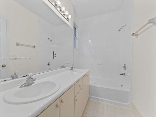 2537 SE 15th Ct, Homestead, FL 33035