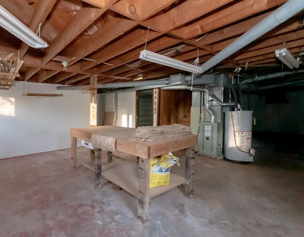 327 N Cedarbrook Drive, Monett, MO 65708