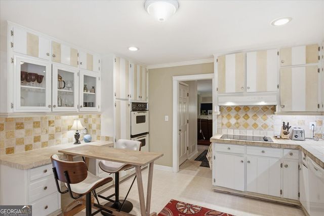 245 Lakemont Drive, Roswell, GA 30075