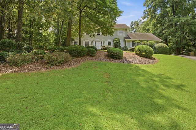 245 Lakemont Drive, Roswell, GA 30075