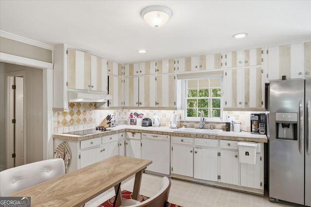 245 Lakemont Drive, Roswell, GA 30075