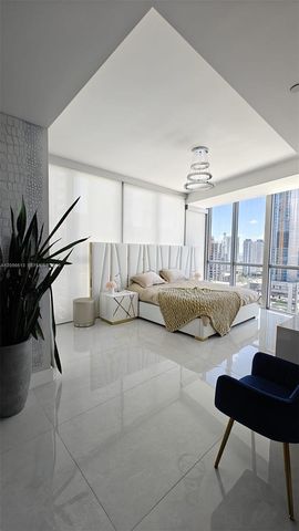 1100 Biscayne Blvd 2106, Miami, FL 33132