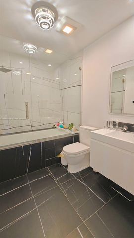 1100 Biscayne Blvd 2106, Miami, FL 33132