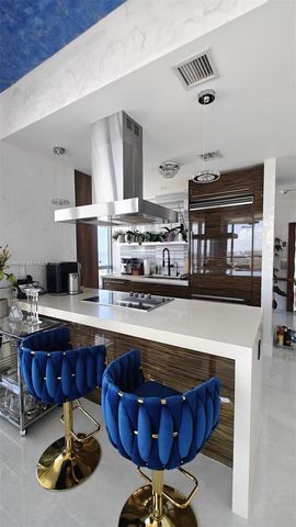 1100 Biscayne Blvd 2106, Miami, FL 33132