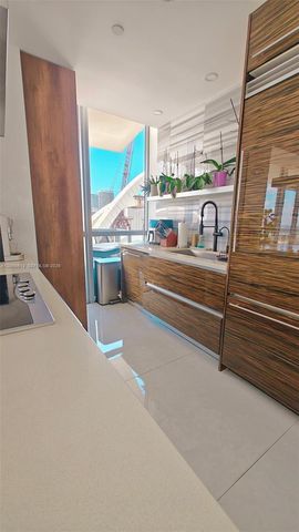 1100 Biscayne Blvd 2106, Miami, FL 33132