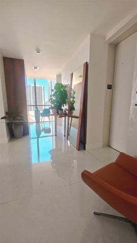 1100 Biscayne Blvd 2106, Miami, FL 33132