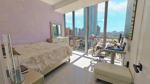 1100 Biscayne Blvd 2106, Miami, FL 33132