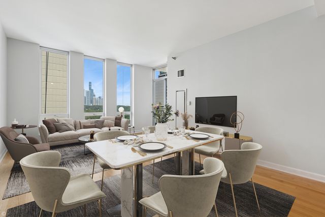 1250 S Michigan Avenue 903, Chicago, IL 60605