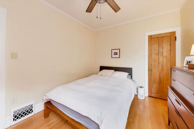 1657 W Winona Street, Chicago, IL 60640