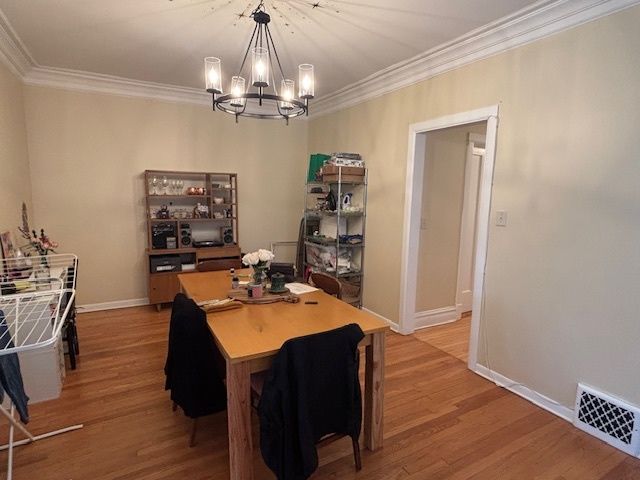 1657 W Winona Street, Chicago, IL 60640