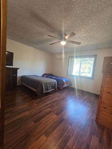 31081 Yosemite Springs Parkway, Coarsegold, CA 93614