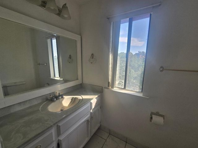 31081 Yosemite Springs Parkway, Coarsegold, CA 93614