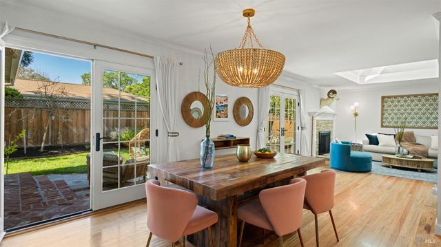 1427 Dawes St, Novato, CA 94947