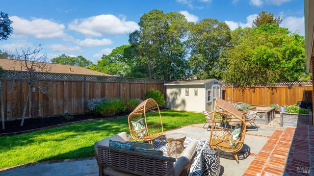 1427 Dawes St, Novato, CA 94947