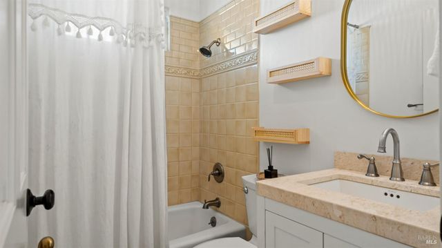 1427 Dawes St, Novato, CA 94947