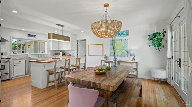 1427 Dawes St, Novato, CA 94947