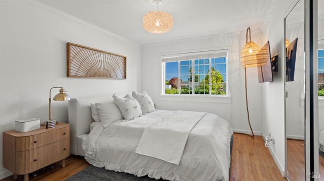 1427 Dawes St, Novato, CA 94947