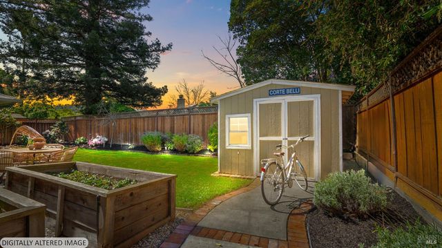 1427 Dawes St, Novato, CA 94947