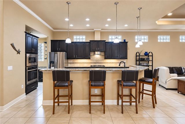 8050 Calgary Dr, Corpus Christi, TX 78414