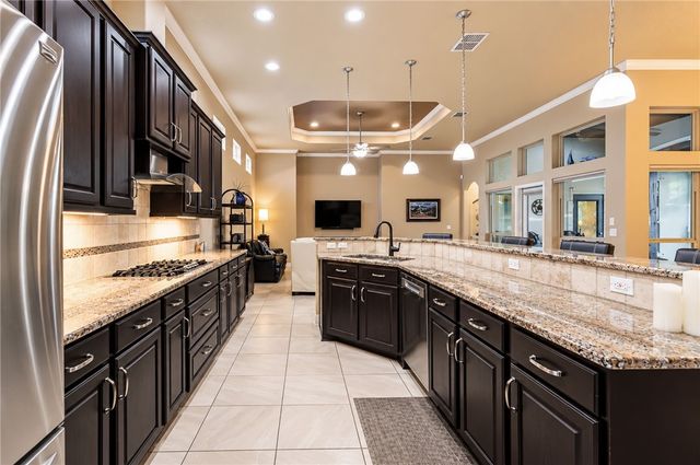8050 Calgary Dr, Corpus Christi, TX 78414
