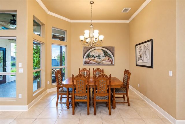 8050 Calgary Dr, Corpus Christi, TX 78414
