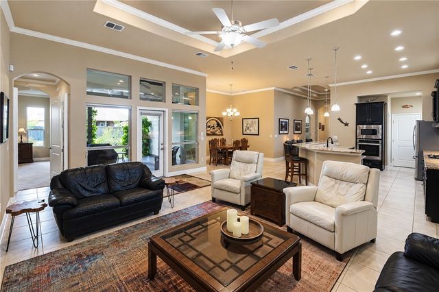 8050 Calgary Dr, Corpus Christi, TX 78414