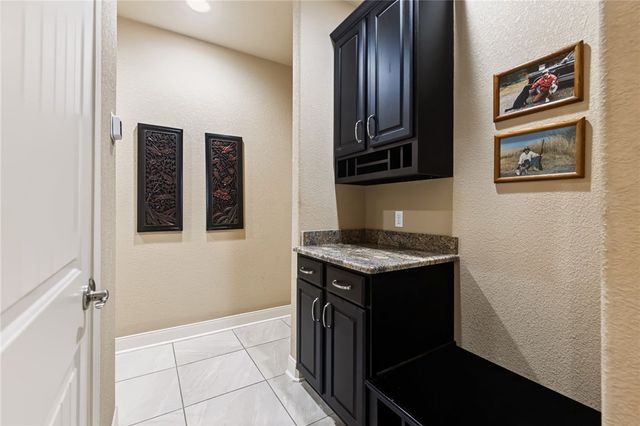 8050 Calgary Dr, Corpus Christi, TX 78414