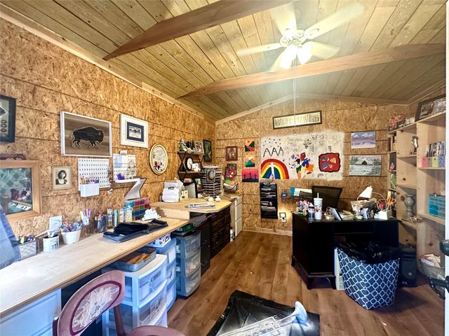 607 Shadowlake Circle, Sealy, TX 77474