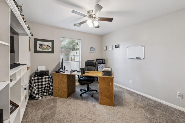 607 Shadowlake Circle, Sealy, TX 77474