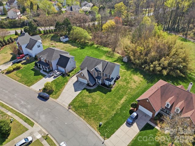 11016 Wyndham Pointe, Charlotte, NC 28213