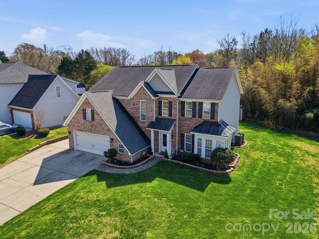 11016 Wyndham Pointe, Charlotte, NC 28213