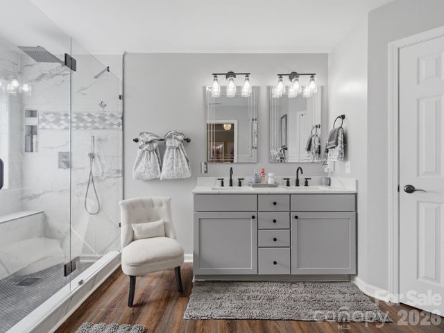 11016 Wyndham Pointe, Charlotte, NC 28213