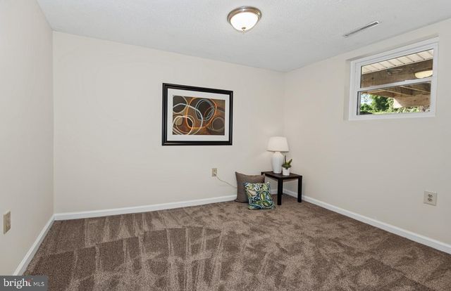 8265 AHEARN DR, Millersville, MD 21108