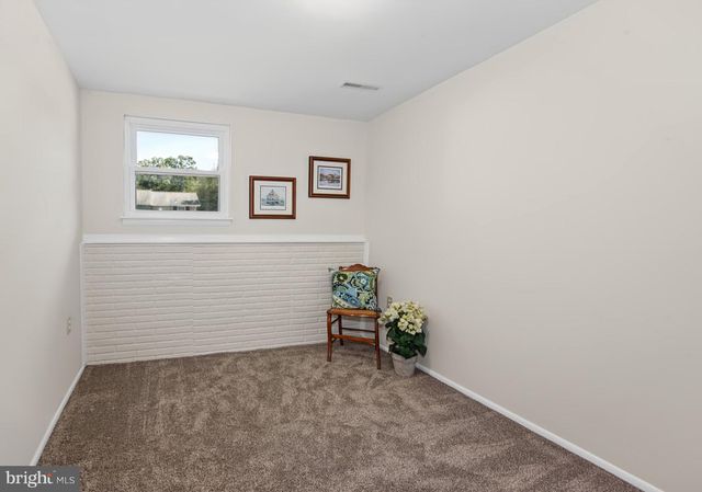 8265 AHEARN DR, Millersville, MD 21108